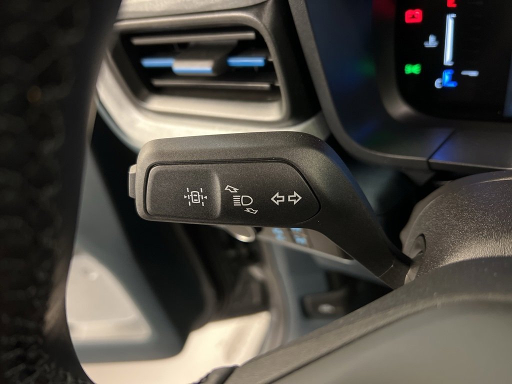 New 2025 Ford Maverick XLT w/ XLT Luxury Package image 18