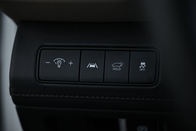 Used 2023 Hyundai Santa Fe Limited AWD/4WD image 18