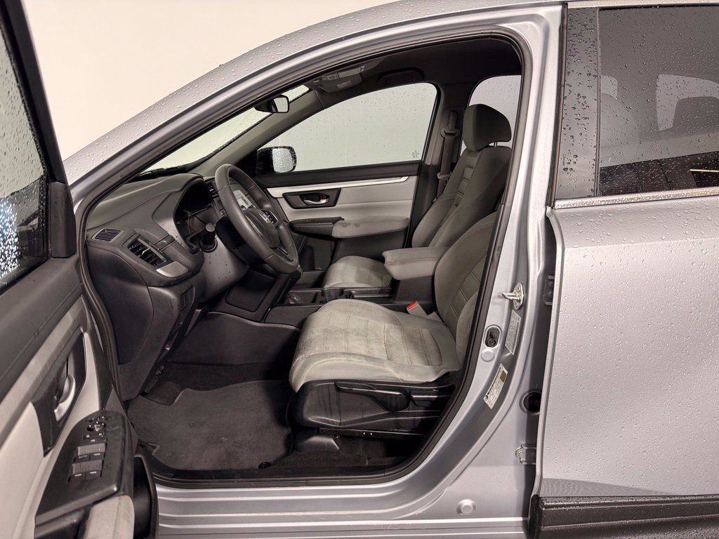 Used 2017 Honda CR-V LX image 2