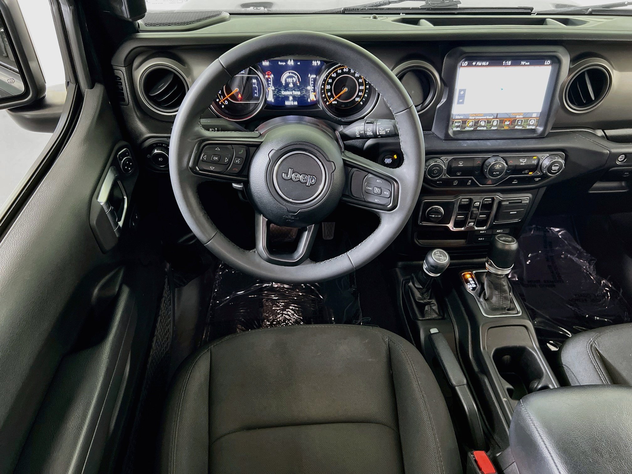 Used 2023 Jeep Wrangler Unlimited Sport w/ Sun And Sound Package AWD/4WD image 21