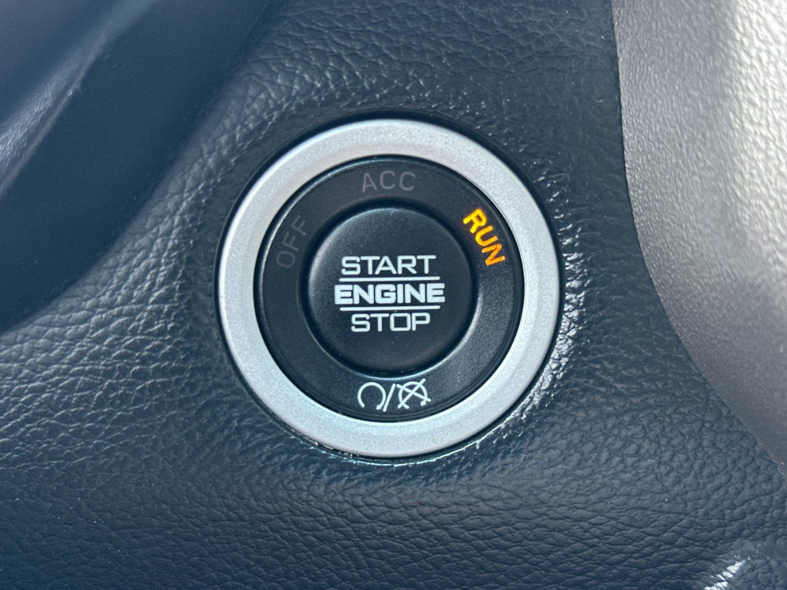 Used 2020 RAM 3500 Laramie AWD/4WD image 25