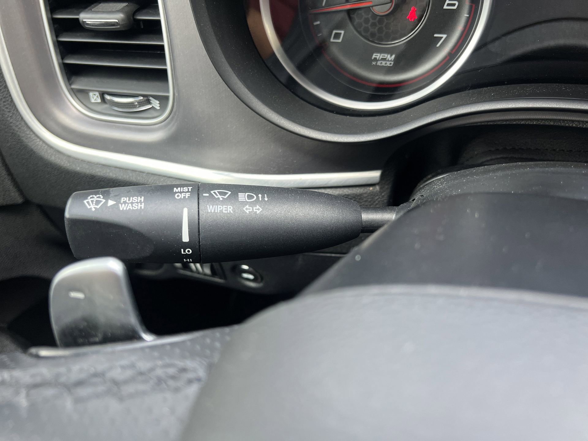 Used 2022 Dodge Charger SXT image 9