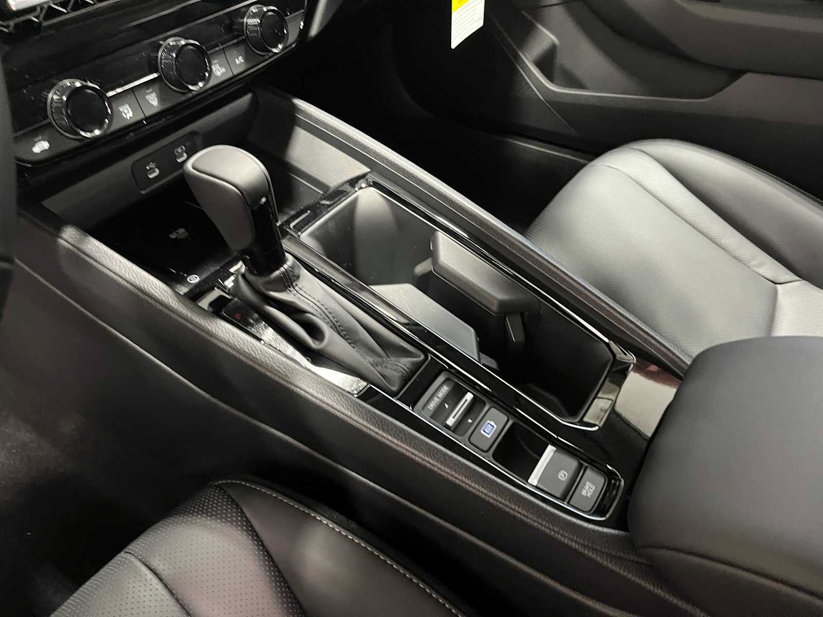 New 2026 Honda Accord EX-L image 14