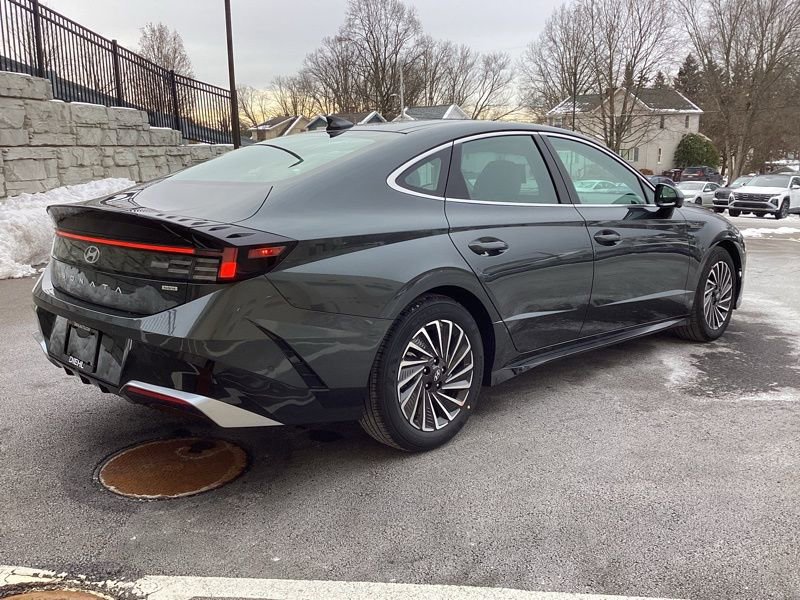 New 2026 Hyundai Sonata Limited FWD image 7