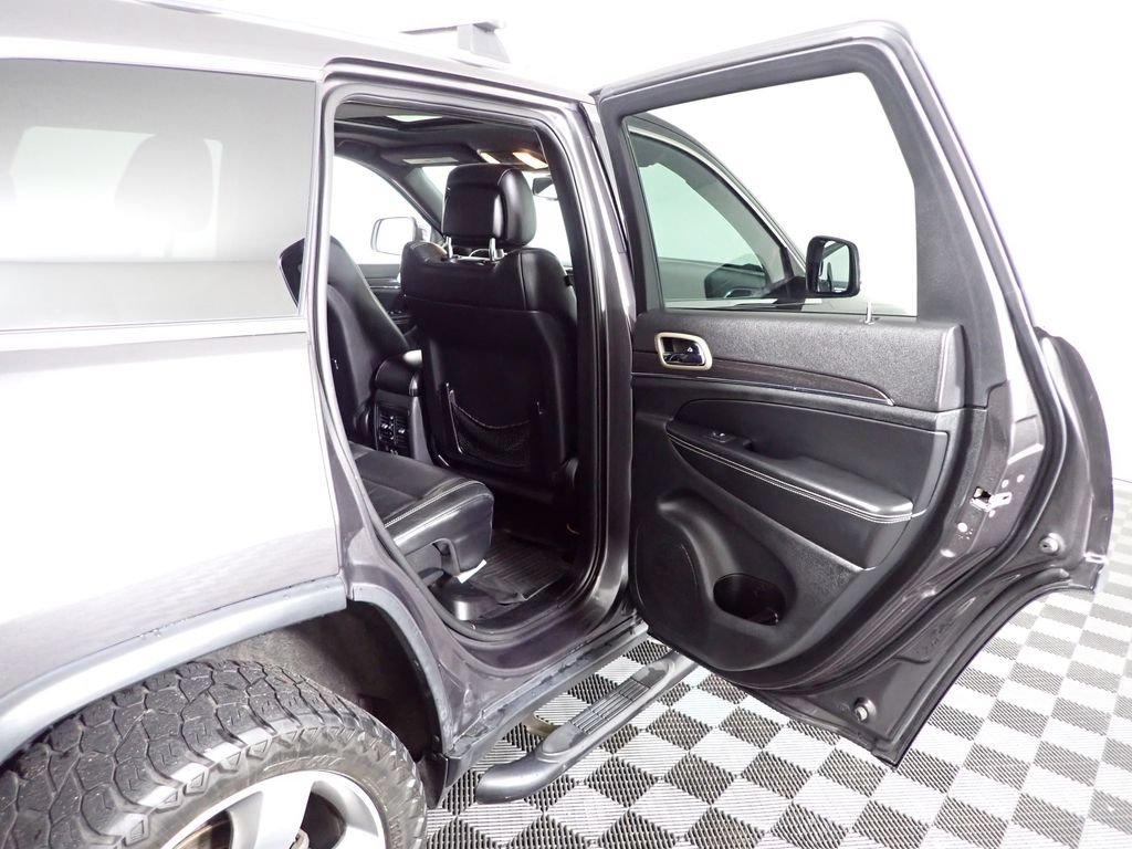 Used 2014 Jeep Grand Cherokee Limited w/ Trailer Tow Group IV AWD/4WD image 34