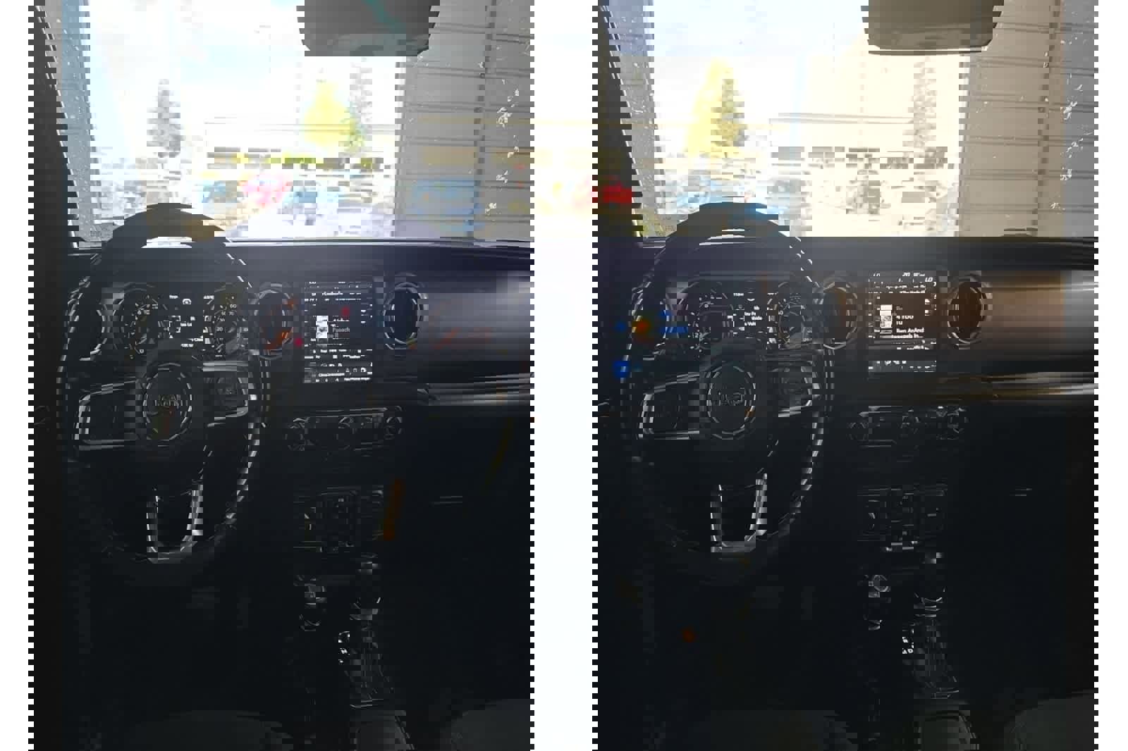 Used 2021 Jeep Gladiator Overland image 13