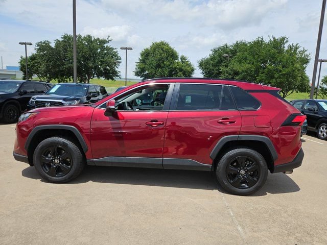 Used 2022 Toyota RAV4 XLE w/ Convenience Package AWD/4WD image 8