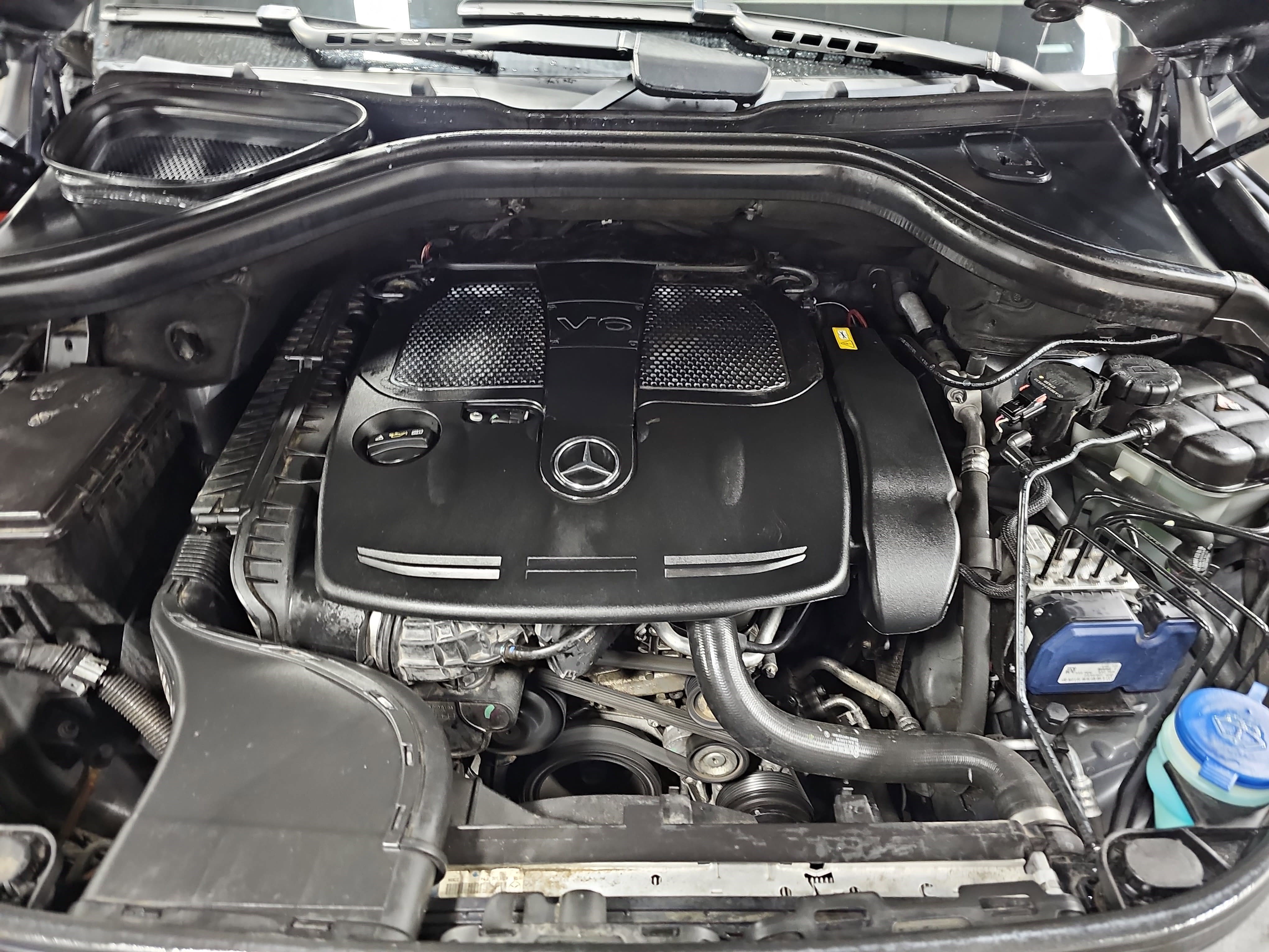 Used 2014 Mercedes-Benz ML 350 2WD image 32