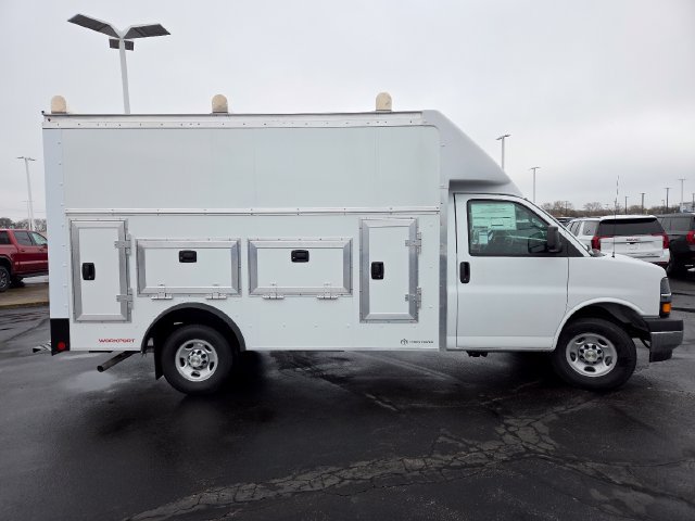 New 2026 Chevrolet Express 3500 w/ Power Convenience Package RWD image 18