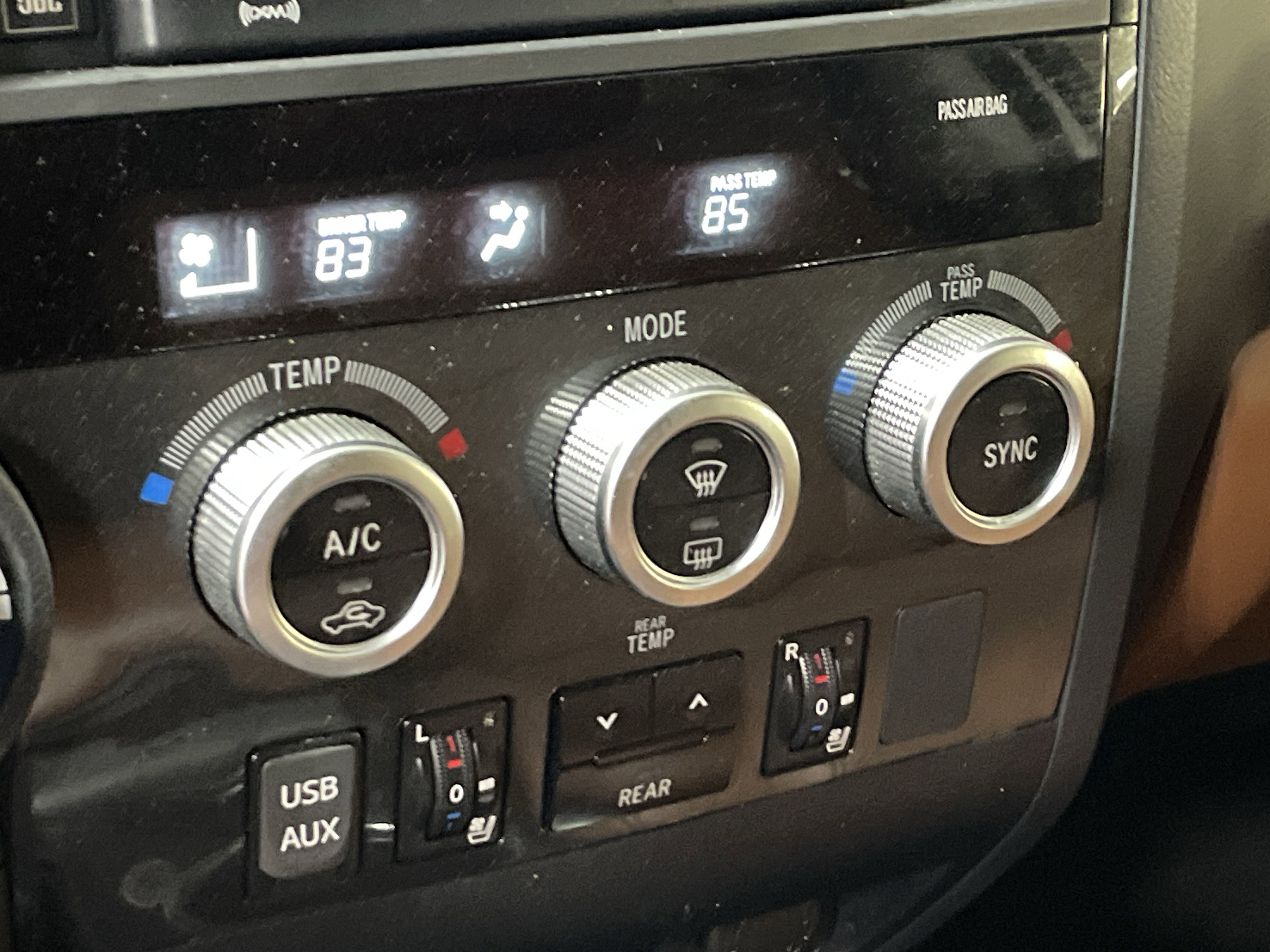 Certified 2019 Toyota Sequoia Platinum image 24