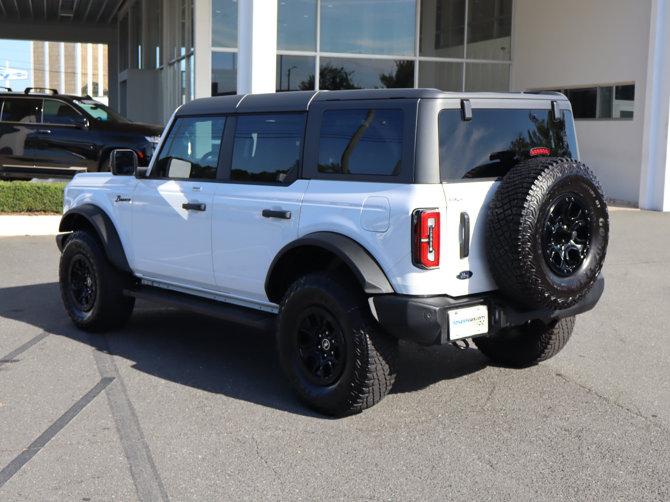 Used 2023 Ford Bronco Wildtrak AWD/4WD image 8