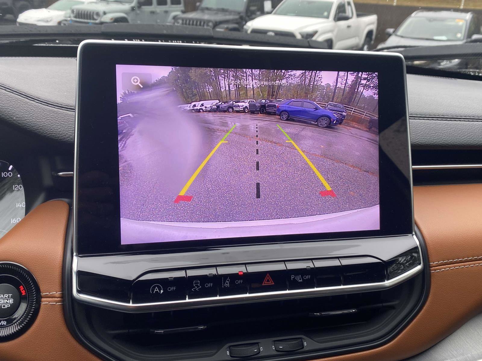 Certified 2024 Jeep Compass Limited image 8