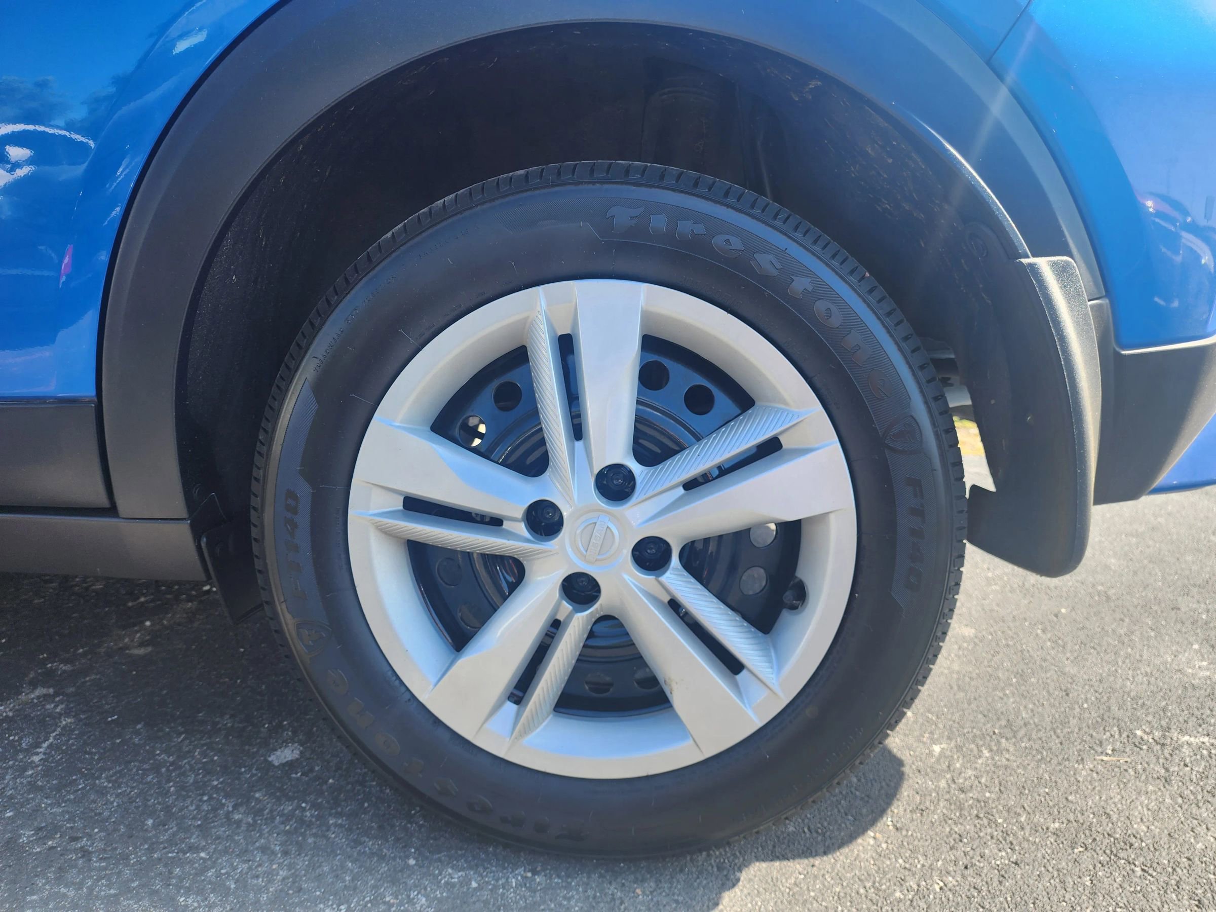 Used 2024 Nissan Kicks S image 23