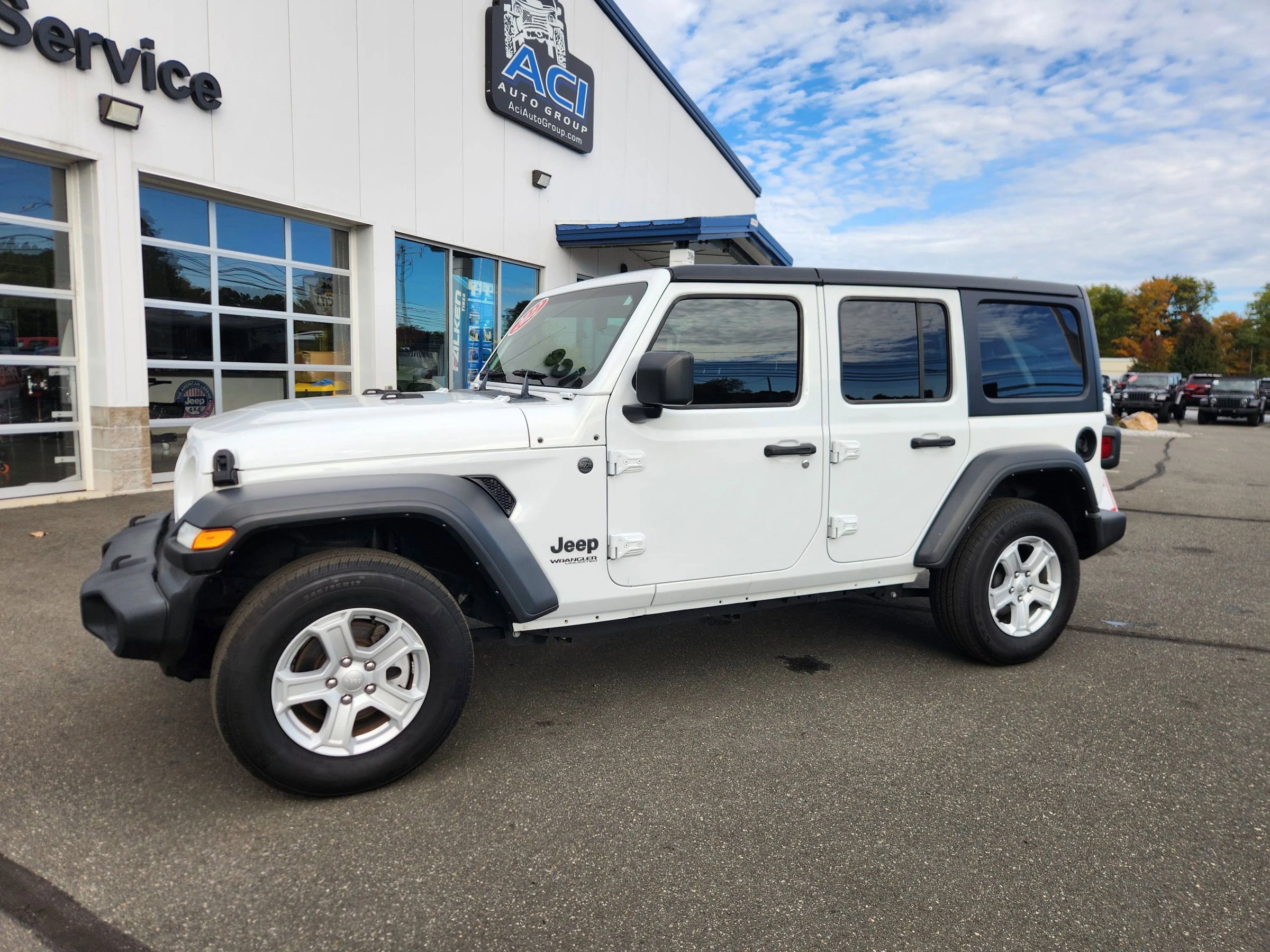 Used 2022 Jeep Wrangler Unlimited Sport image 7