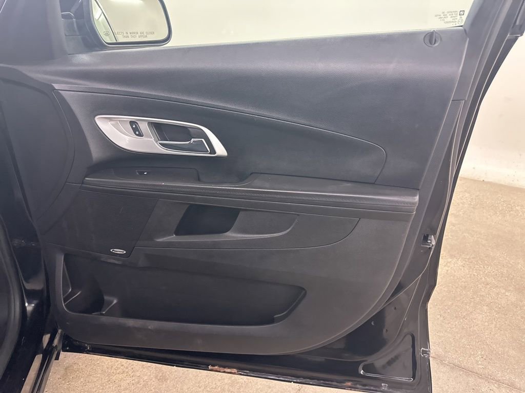 Used 2017 Chevrolet Equinox LT w/ Convenience Package image 20