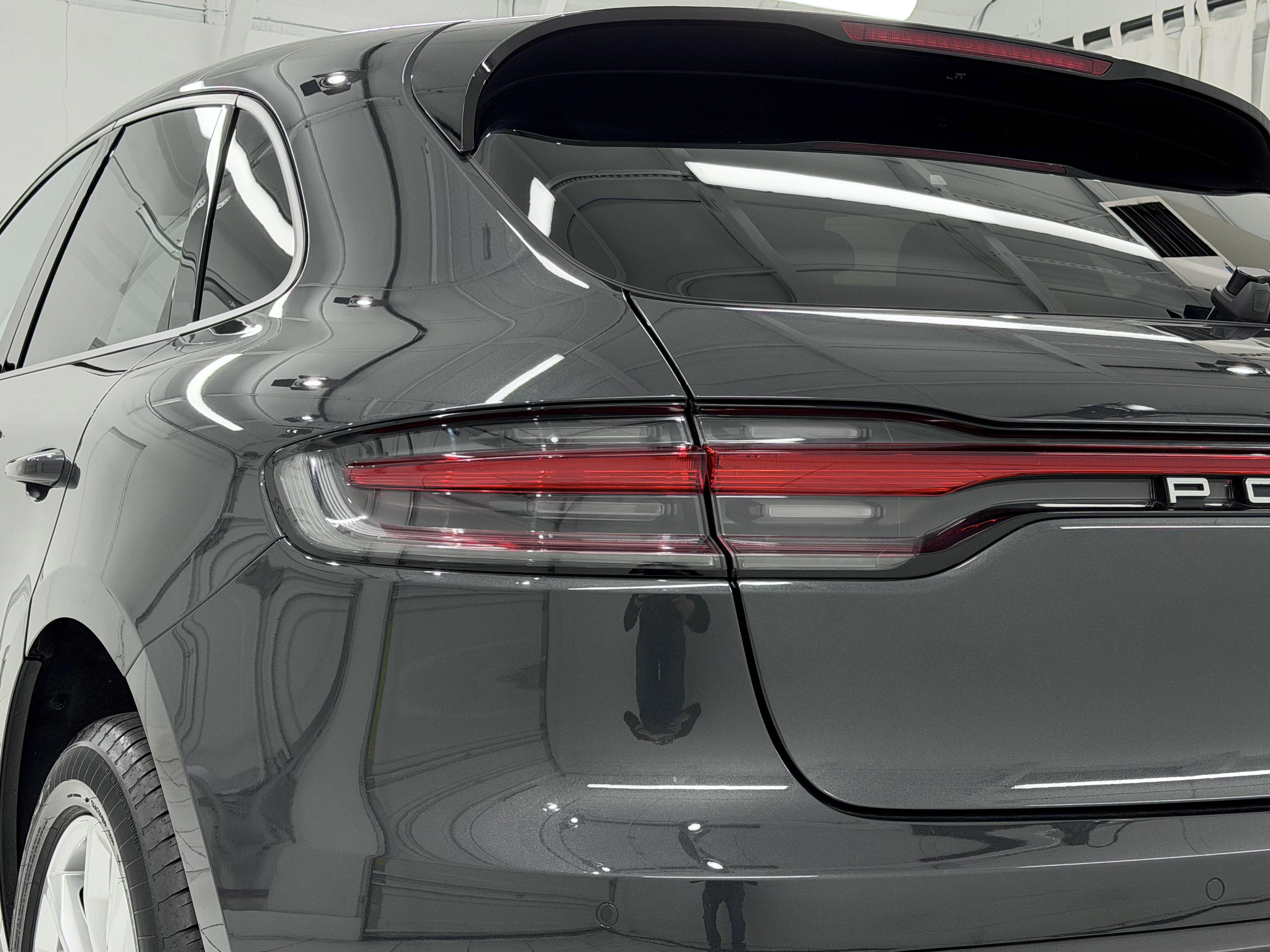 Certified 2025 Porsche Macan image 18