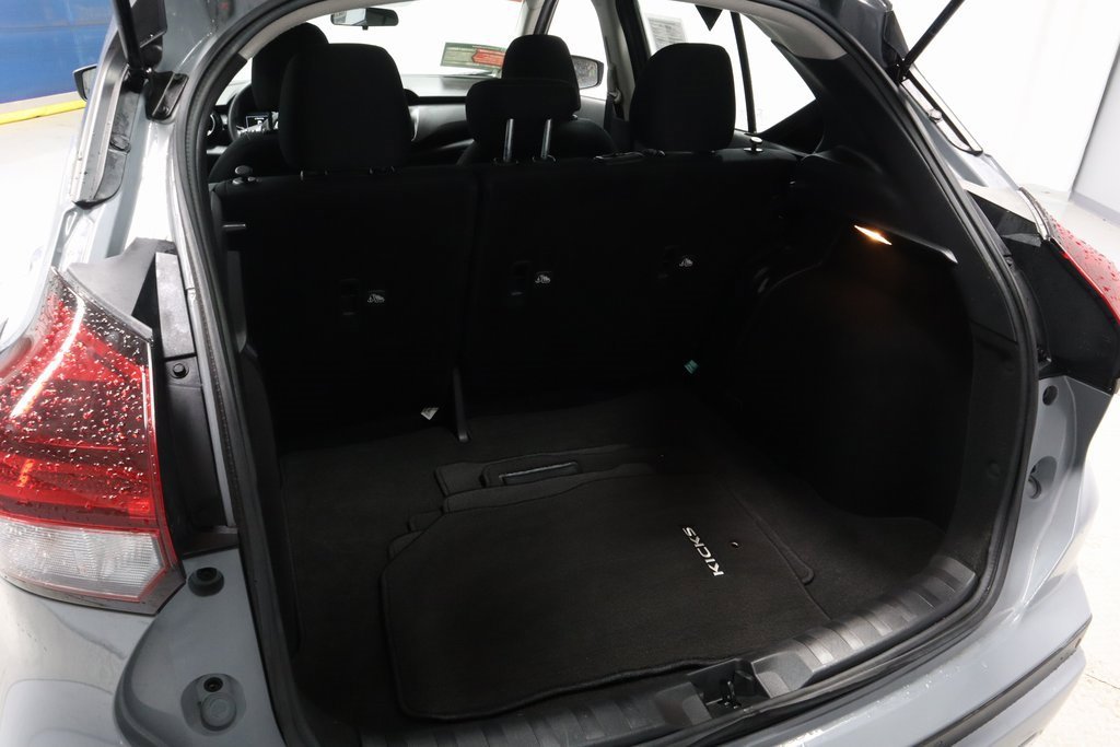 Used 2023 Nissan Kicks SV image 19
