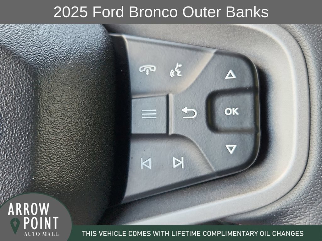 Used 2025 Ford Bronco Outer Banks AWD/4WD image 27