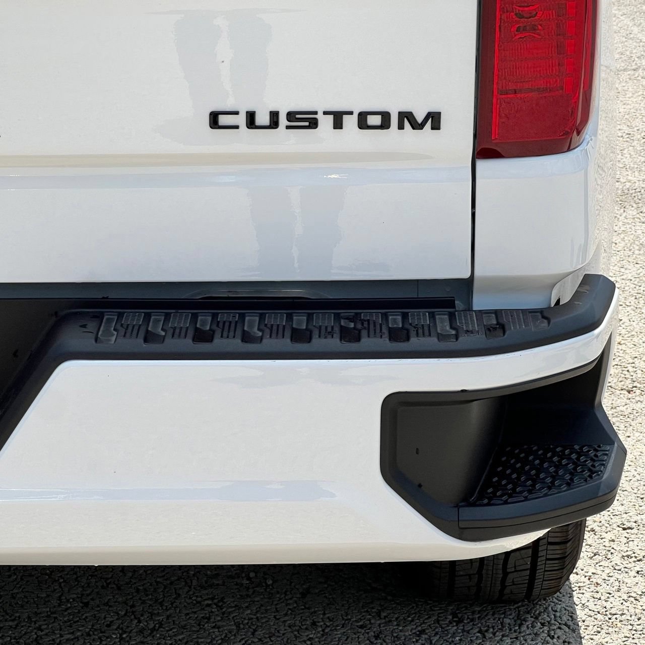 New 2026 Chevrolet Silverado 1500 Custom w/ LPO, Dark Essentials Package AWD/4WD image 5