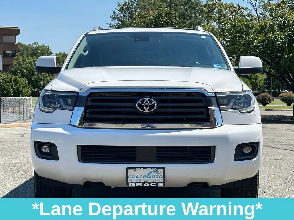 Used 2018 Toyota Sequoia SR5 AWD/4WD image 14