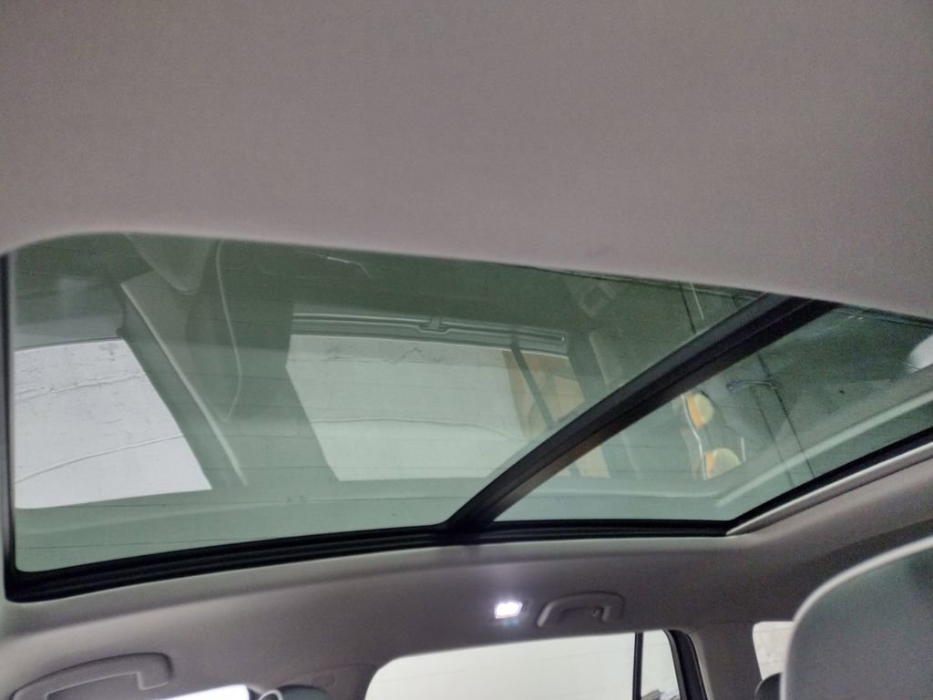 New 2026 Volkswagen Atlas SEL Premium R-Line image 26