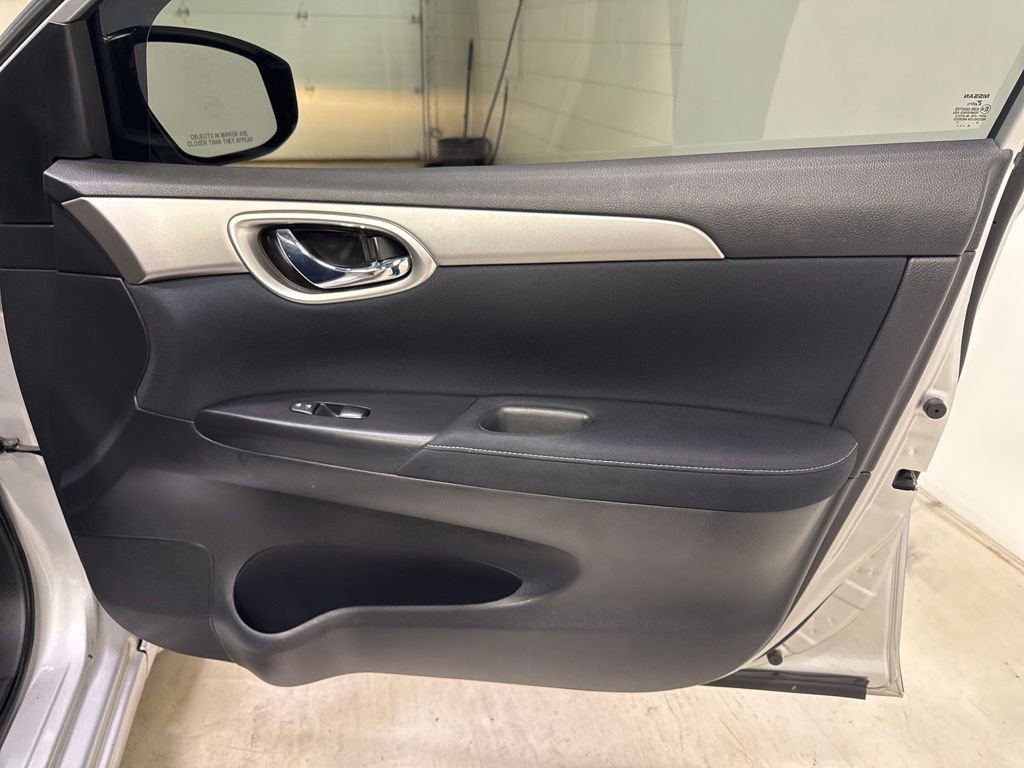 Used 2014 Nissan Sentra S FWD image 33