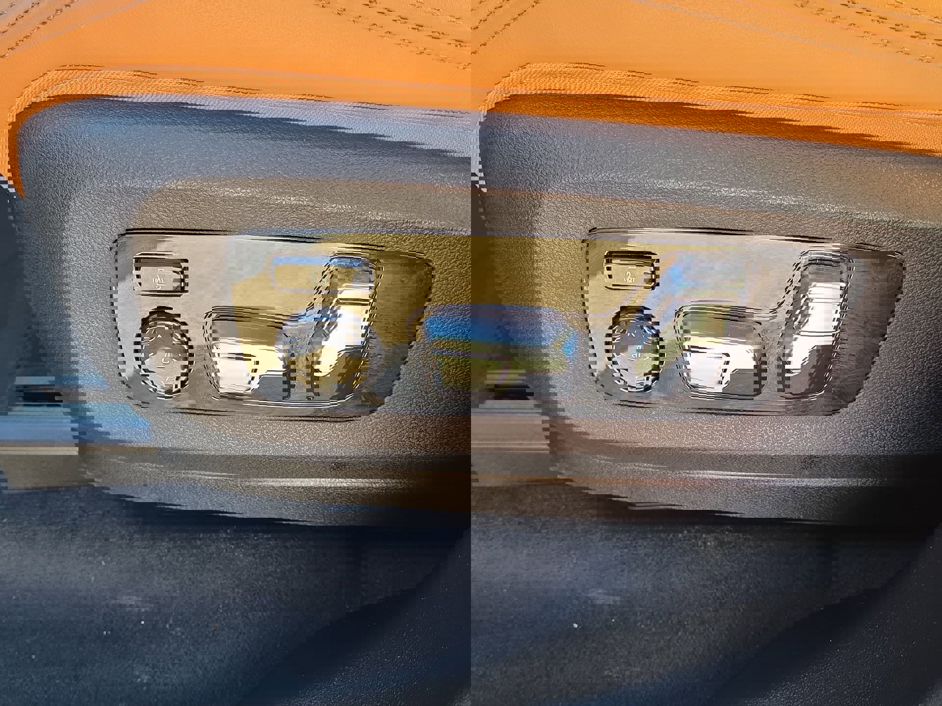 Certified 2026 BMW X7 xDrive40i w/ M Sport Package image 17