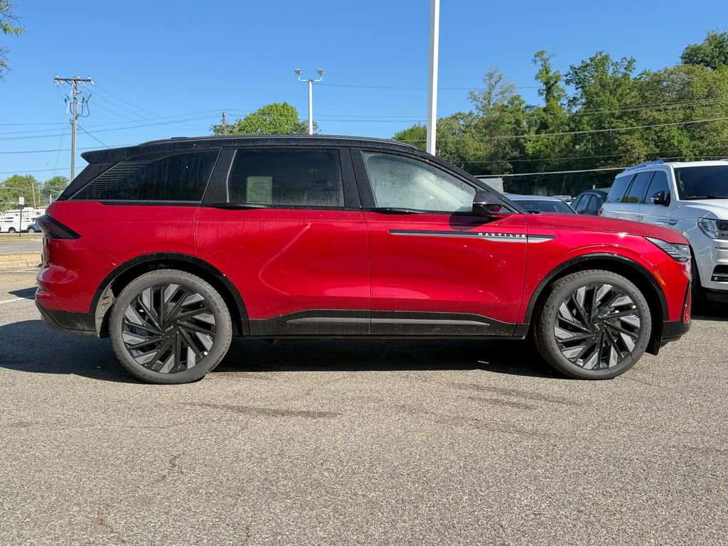 New 2026 Lincoln Nautilus Reserve AWD/4WD image 2