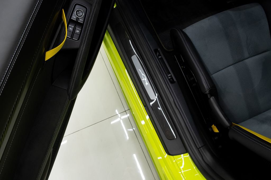 Used 2023 Porsche 718 Cayman GT4 RS image 33