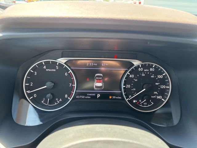 Used 2023 Nissan Rogue SV FWD image 13