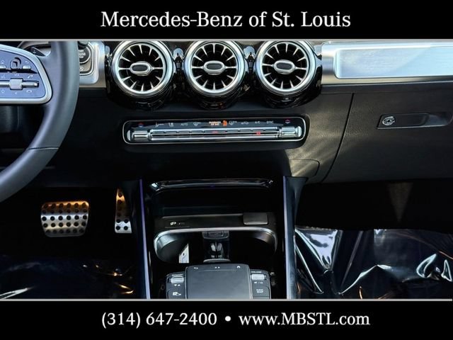 Used 2021 Mercedes-Benz GLB 250 4MATIC image 16