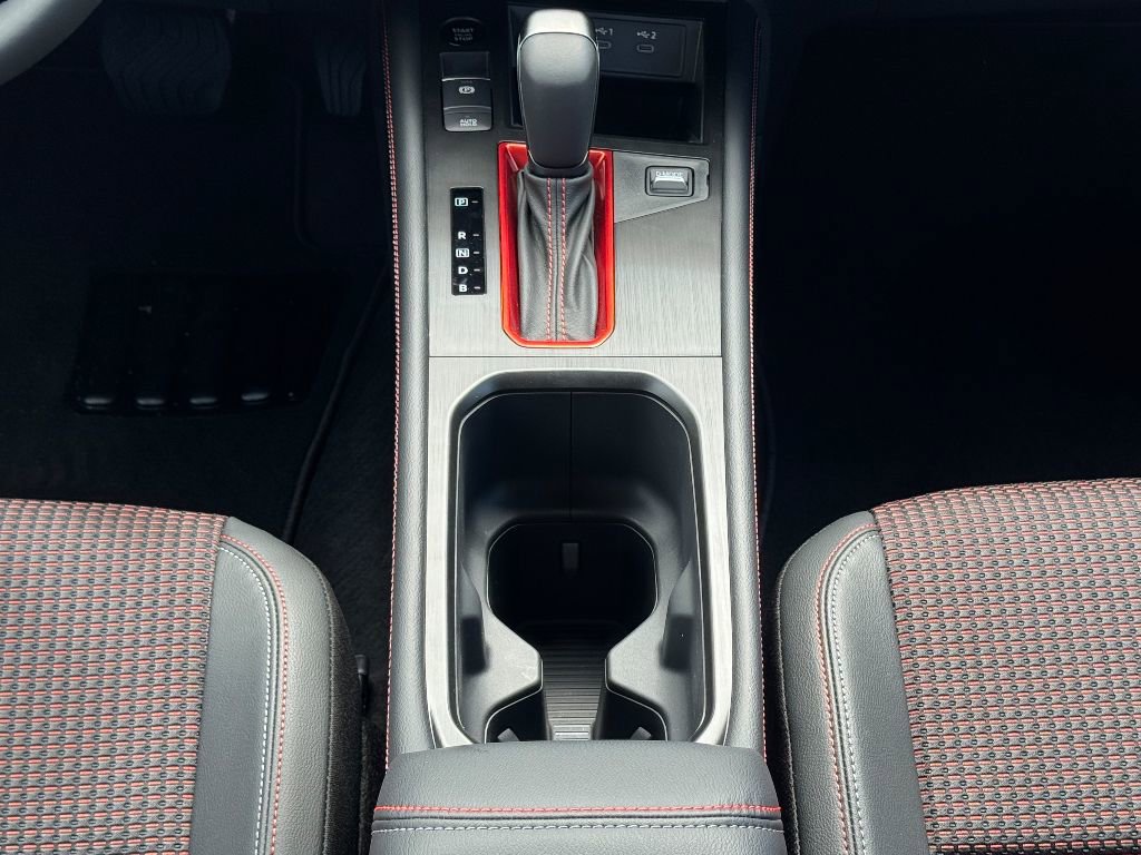 New 2025 Nissan Kicks SR w/ SR Premium Package image 11