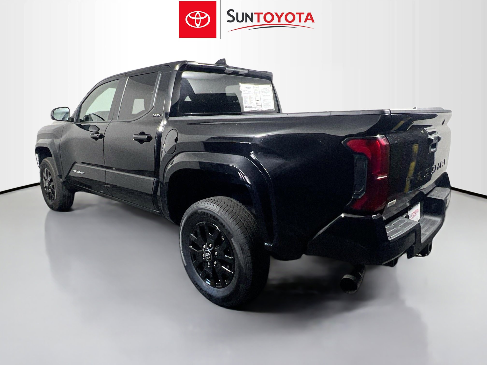 Used 2024 Toyota Tacoma SR5 RWD image 6