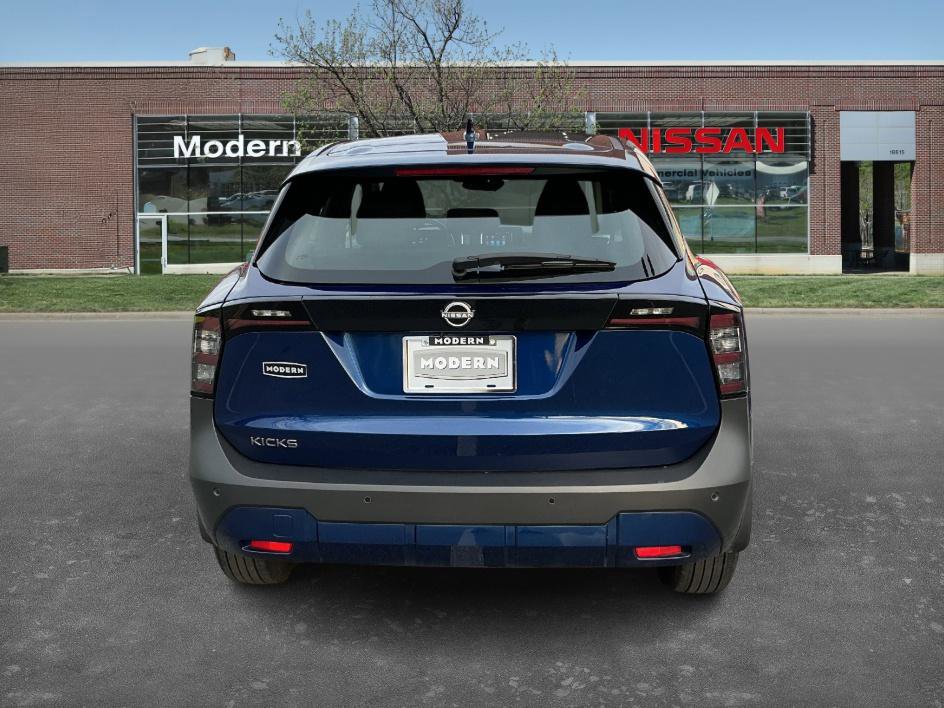 Certified 2025 Nissan Kicks S image 3