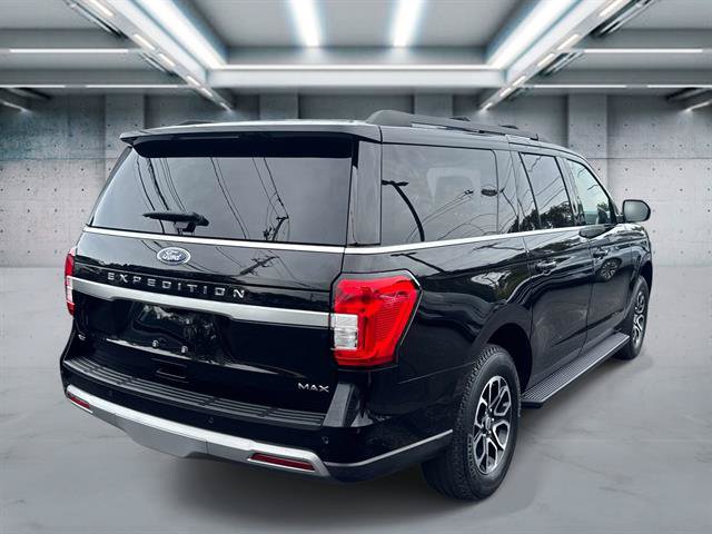 Used 2024 Ford Expedition Max XLT AWD/4WD image 4