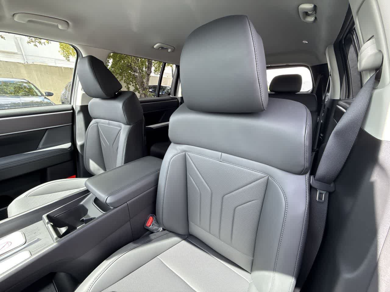 New 2026 Hyundai Santa Fe SEL AWD/4WD image 14