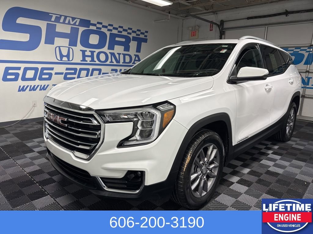 Used 2024 GMC Terrain SLT