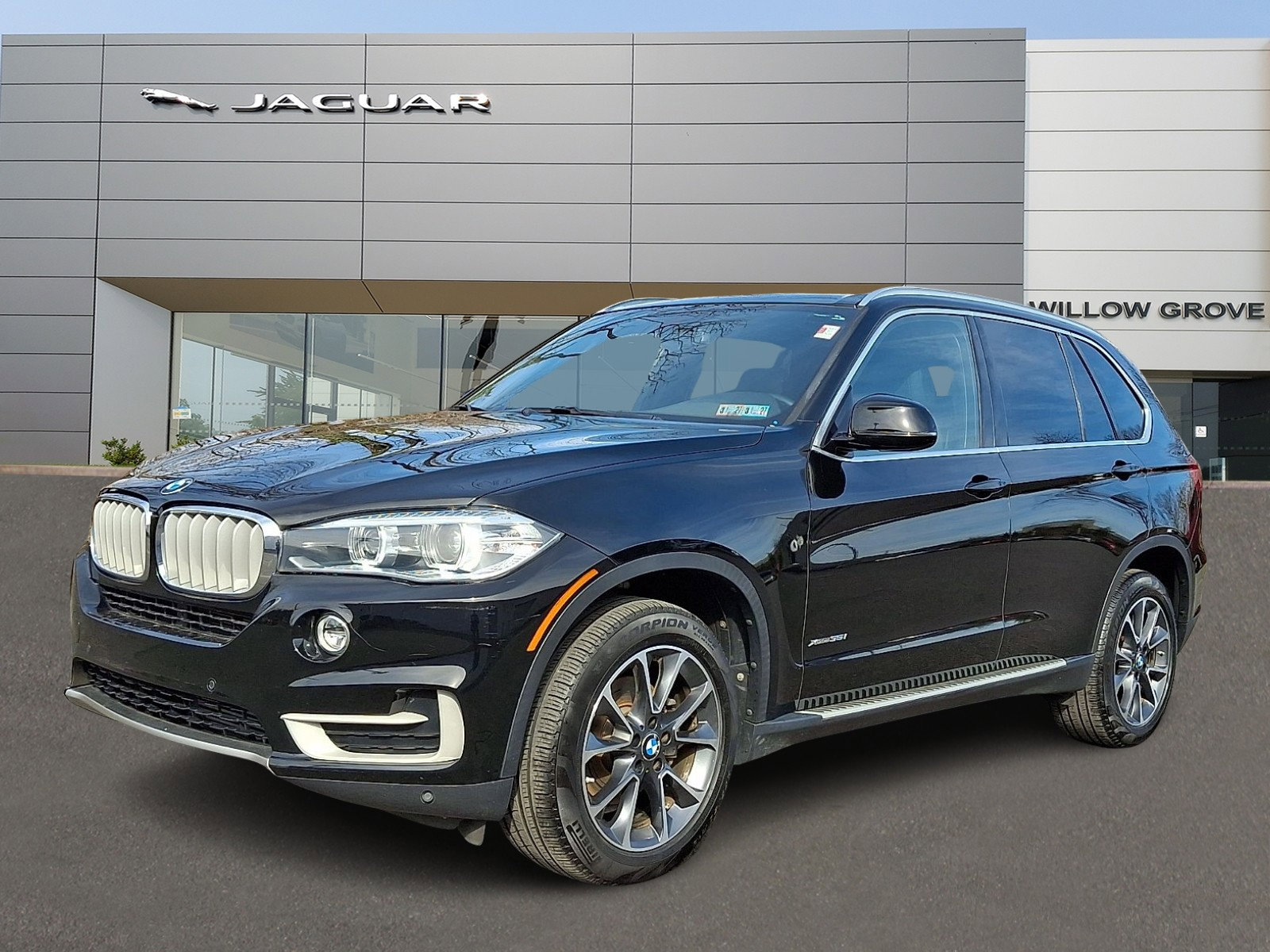 Used 2017 BMW X5 xDrive35i image 1