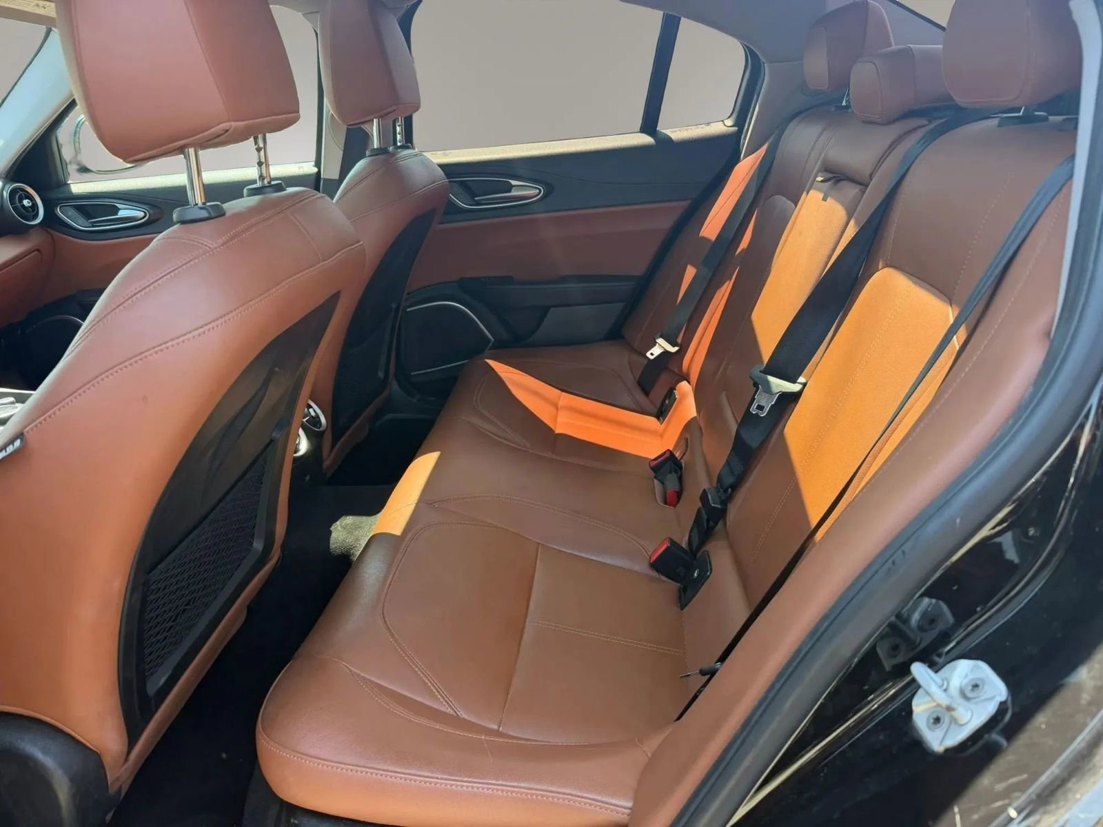 Used 2018 Alfa Romeo Giulia AWD image 12