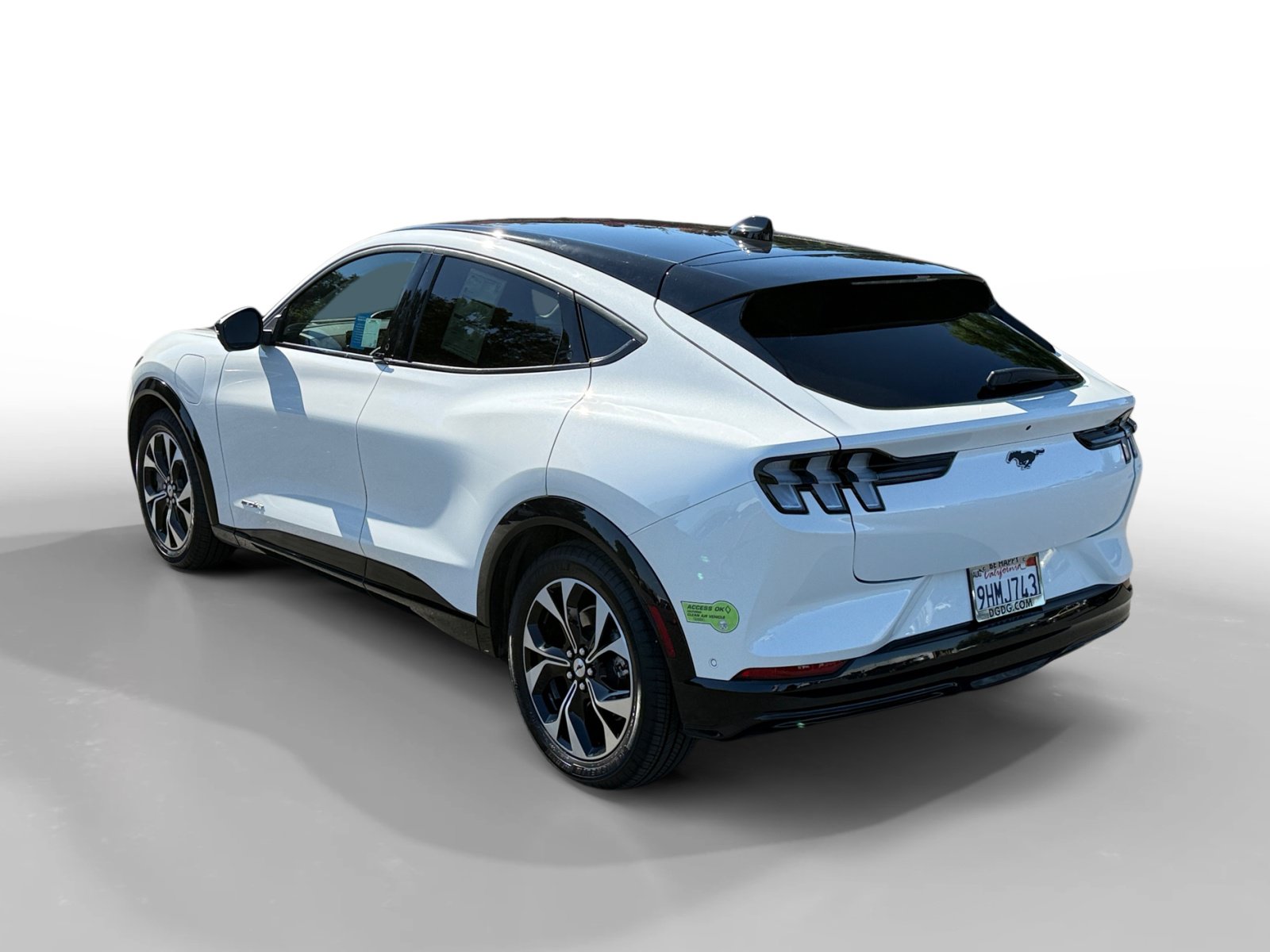 Used 2023 Ford Mustang Mach-E Premium RWD image 3
