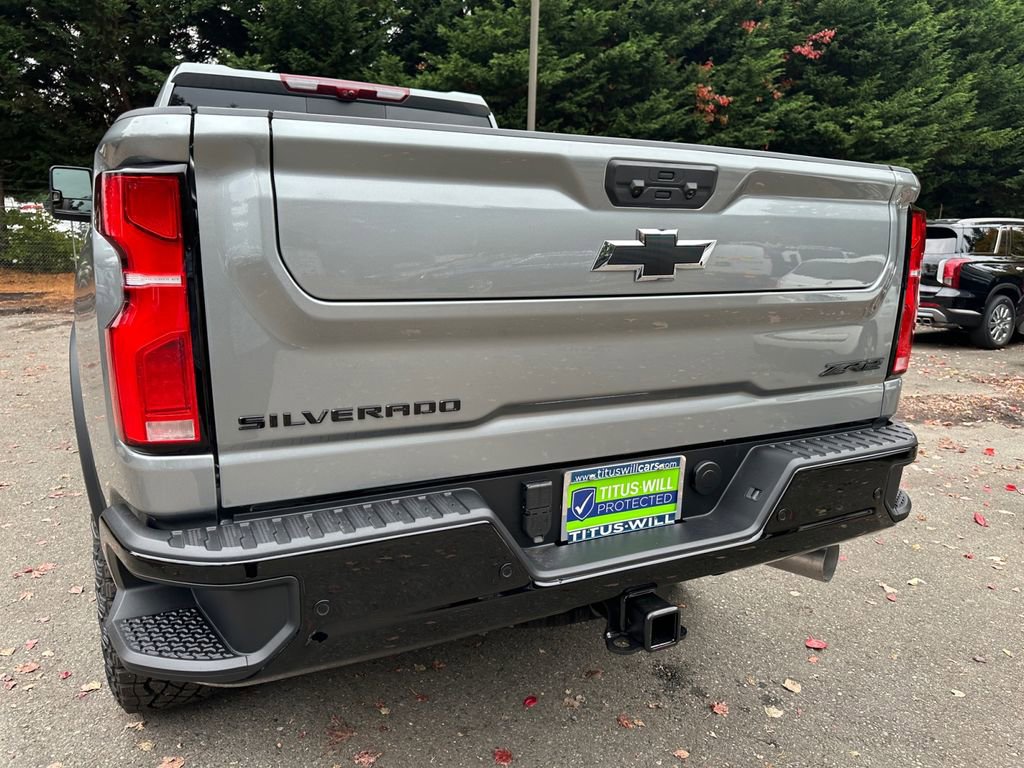 New 2026 Chevrolet Silverado 2500 ZR2 w/ LPO, Dark Essentials Package image 31