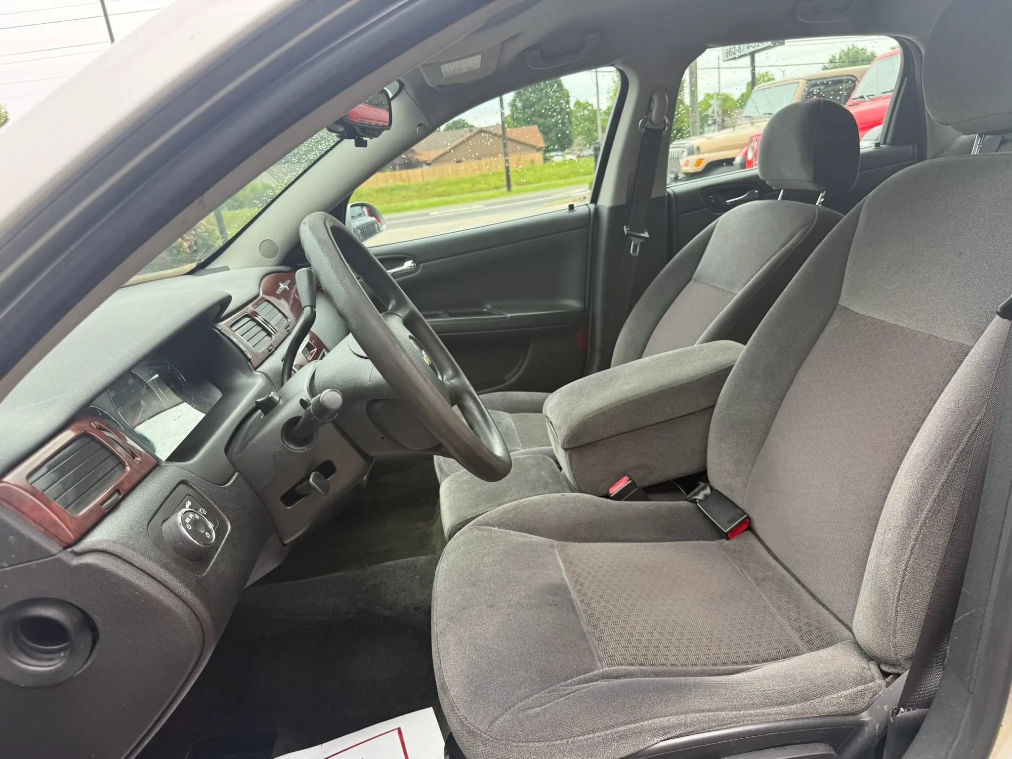 Used 2008 Chevrolet Impala LT FWD image 10
