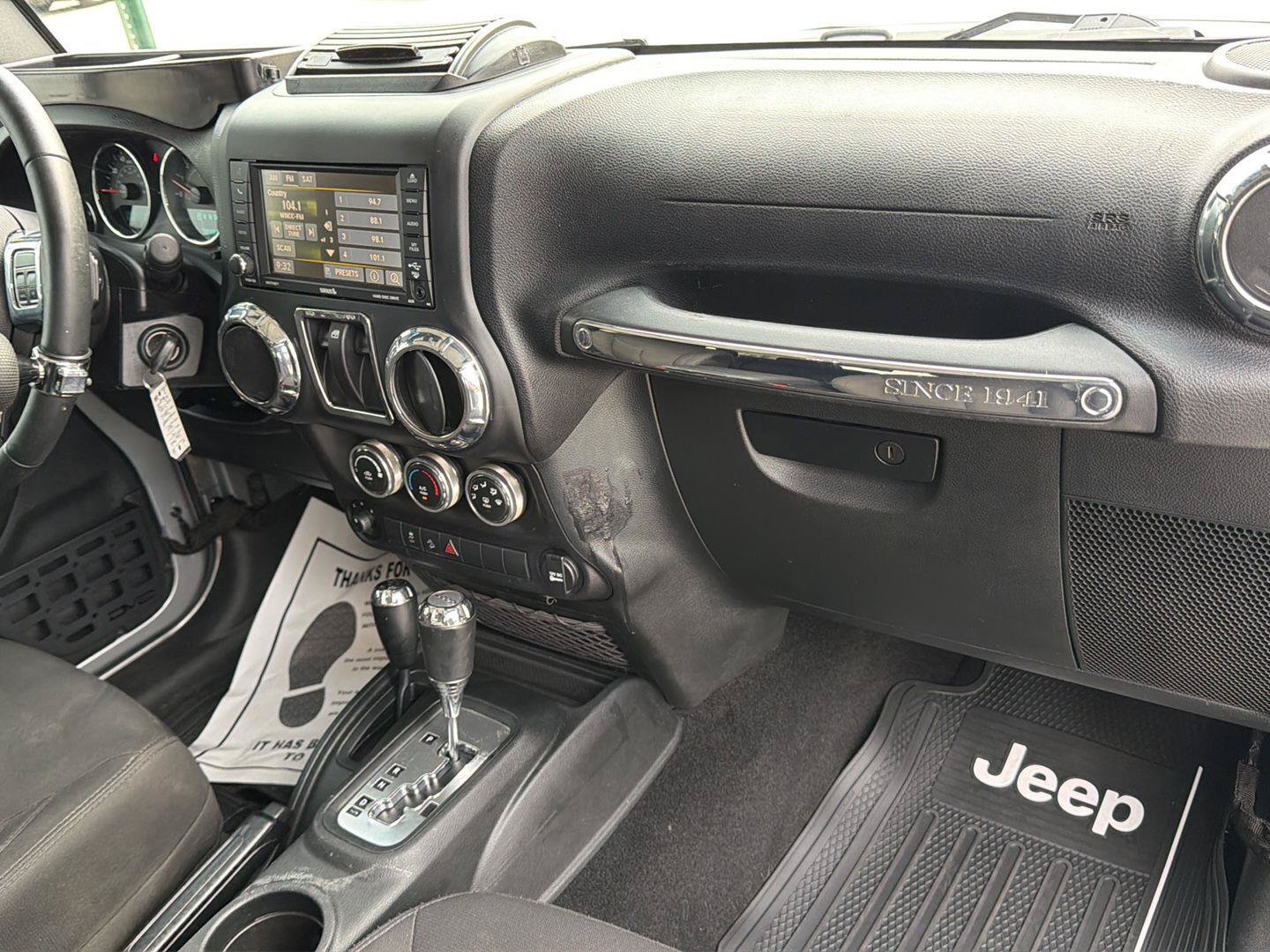 Used 2017 Jeep Wrangler Sport w/ Quick Order Package 24S AWD/4WD image 33
