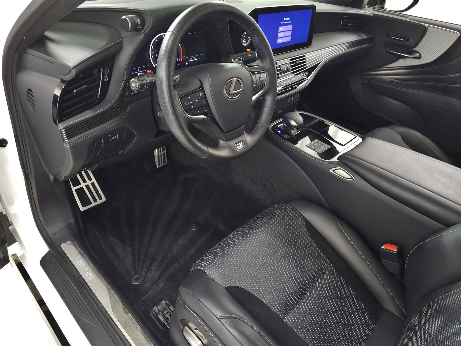 Certified 2024 Lexus LS 500 F Sport AWD/4WD image 16