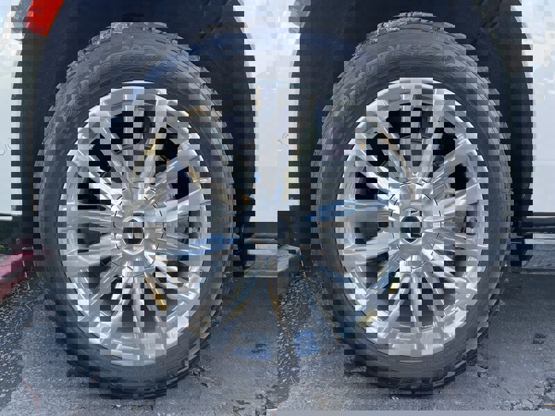 Used 2021 Cadillac Escalade ESV Premium Luxury w/ Driver Assist Tech Package image 22