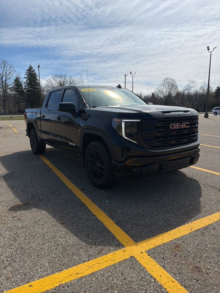 Used 2024 GMC Sierra 1500 Elevation w/ X31 Off-Road Package AWD/4WD image 3