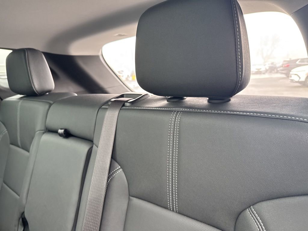 Used 2024 Chevrolet Blazer LT w/ Sound & Technology Package image 27