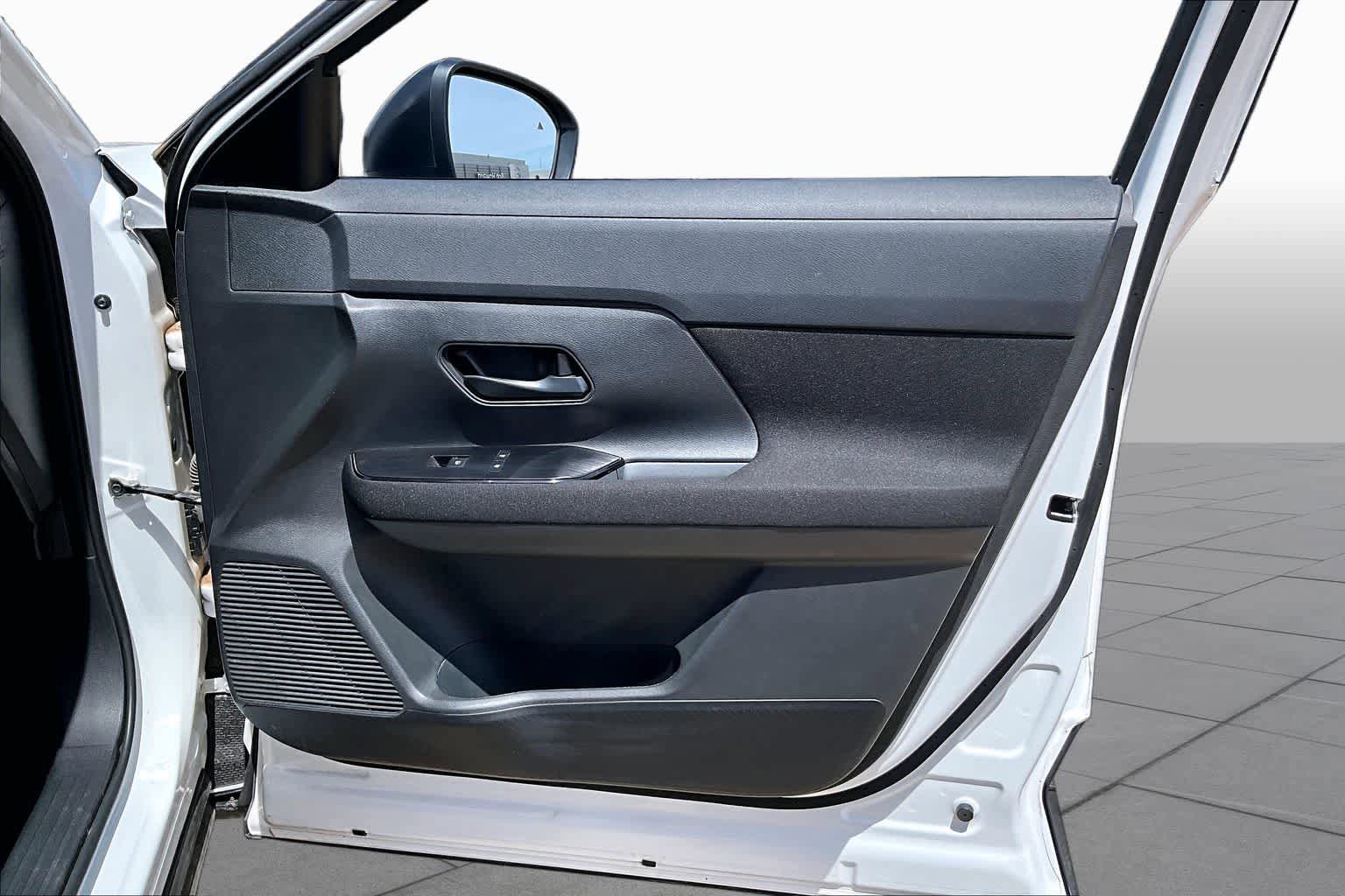 Certified 2025 Nissan Kicks S FWD image 25