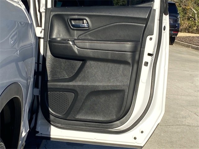 Used 2023 Honda Ridgeline Black Edition image 31