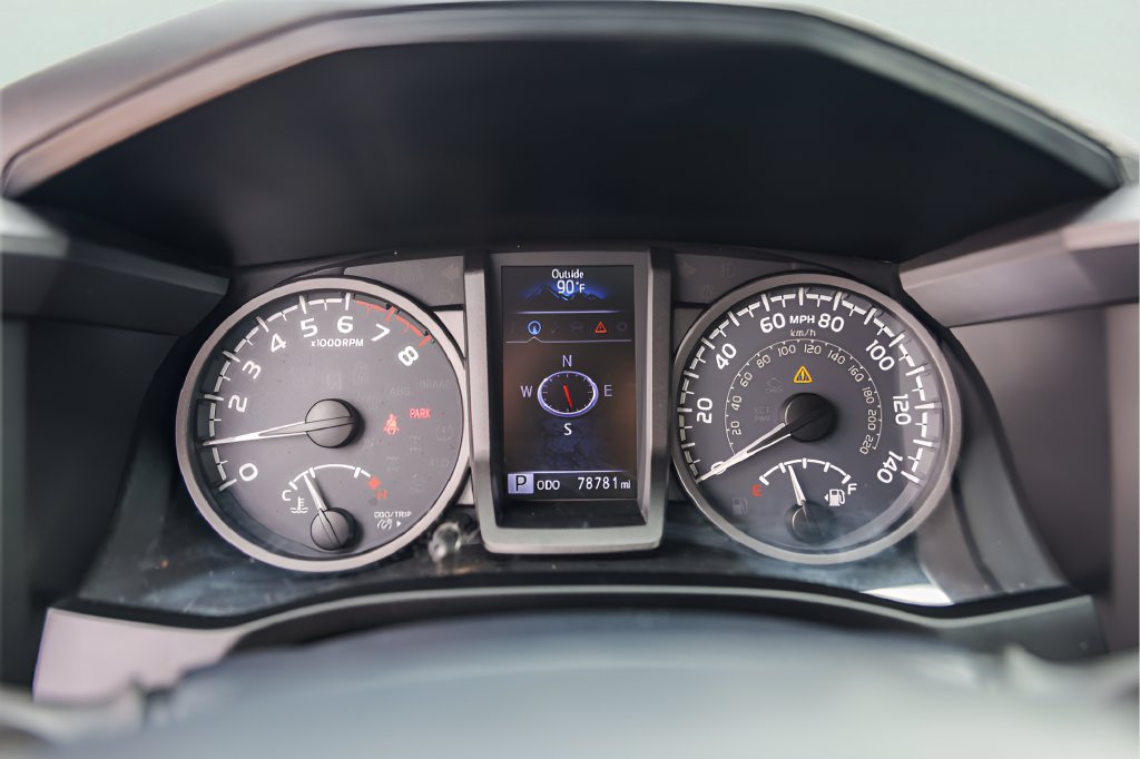 Used 2018 Toyota Tacoma TRD Pro AWD/4WD image 13